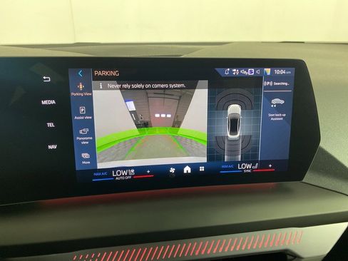 Used 2025 BMW 228i xDrive w/ Premium Package image 9