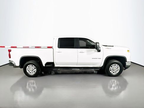 Used 2024 Chevrolet Silverado 2500 LT image 8
