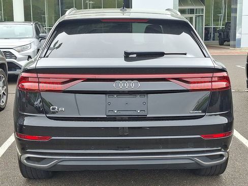 Used 2023 Audi Q8 Premium Plus w/ Premium Plus Package AWD/4WD image 6
