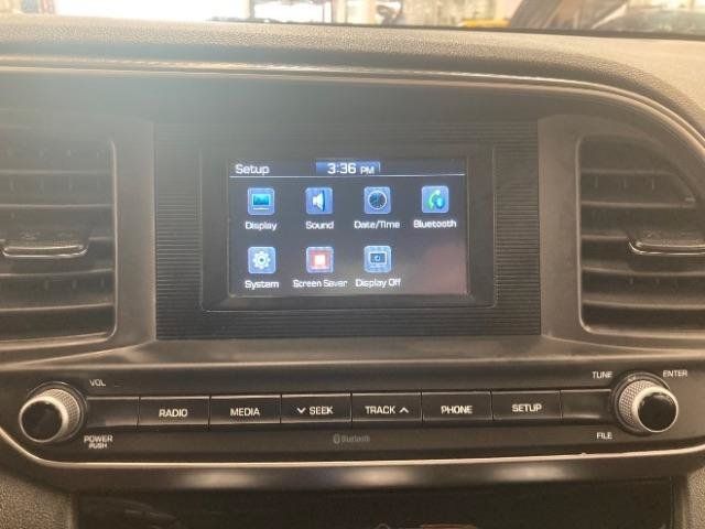 Used 2019 Hyundai Elantra SE w/ Cargo Package FWD image 22