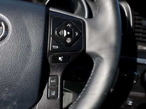 Used 2018 Toyota Sequoia SR5 image 49