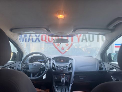 Used 2018 Ford Focus SE image 43