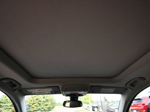 Used 2020 Chevrolet Equinox Premier AWD/4WD image 18