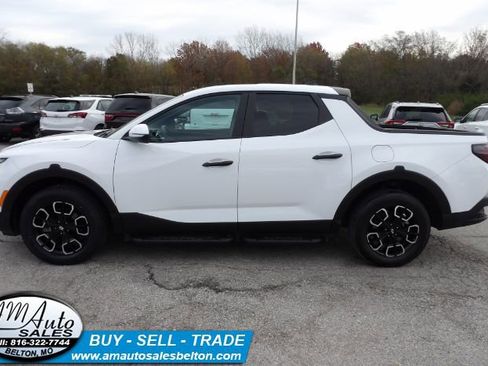 Used 2022 Hyundai Santa Cruz SEL image 2