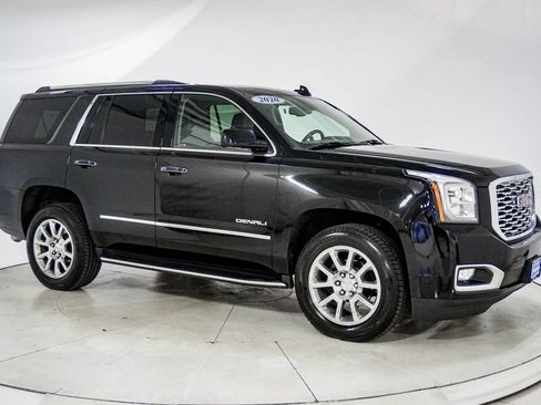 Used 2020 GMC Yukon Denali AWD/4WD image 12