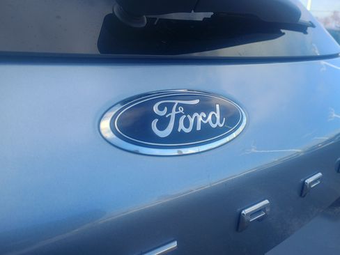 Certified 2022 Ford Escape SEL image 10