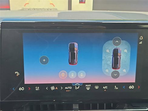 Certified 2024 Lincoln Nautilus Premier w/ Jet Appearance Package AWD/4WD image 21