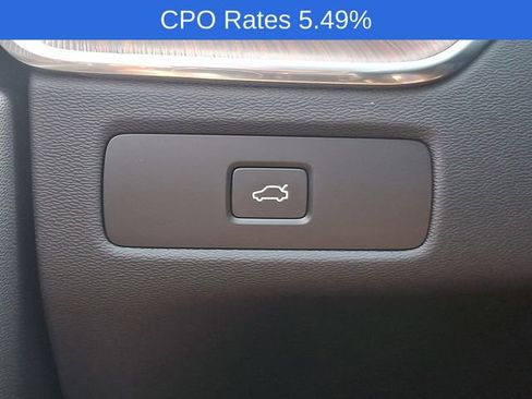 Certified 2023 Volvo XC60 B5 Plus AWD/4WD image 27