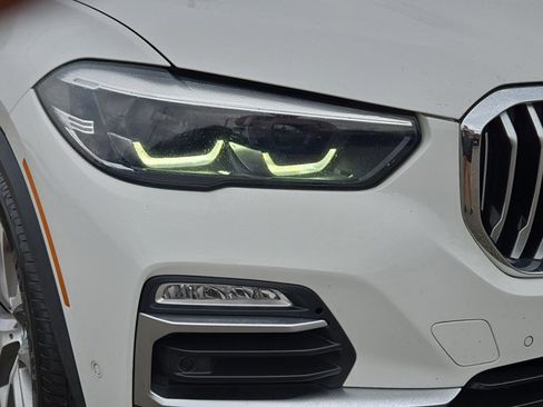 Used 2019 BMW X5 xDrive40i w/ Premium Package 2 image 3