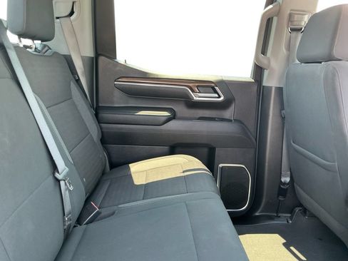Used 2025 Chevrolet Silverado 1500 LT AWD/4WD image 20