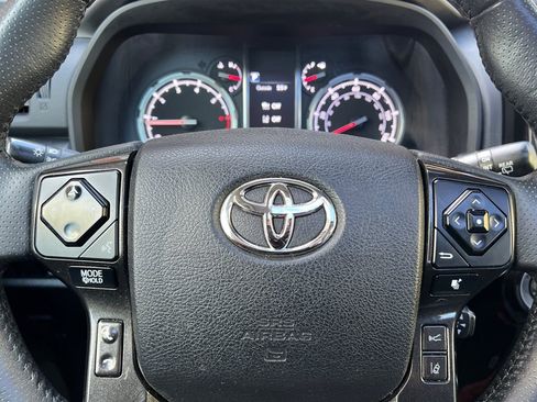 Used 2021 Toyota 4Runner TRD Off-Road Premium w/ Moonroof Package image 31