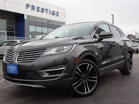 Used 2018 Lincoln MKC Reserve w/ Lincoln MKC Climate Package AWD/4WD image 2
