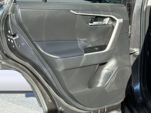 Certified 2023 Toyota RAV4 XLE image 28