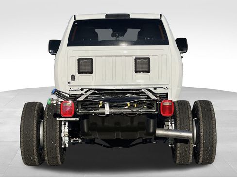 New 2026 RAM 5500 Tradesman w/ Chrome Appearance Group image 29