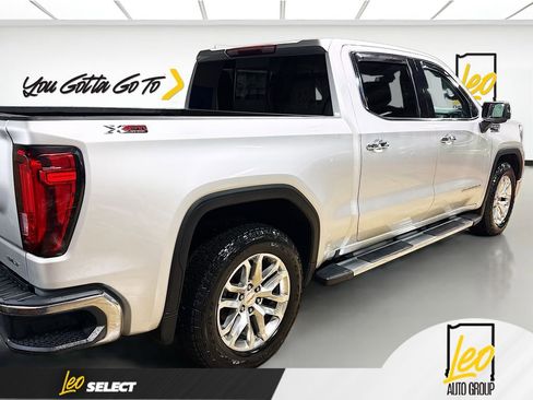 Used 2021 GMC Sierra 1500 SLT w/ SLT Premium Package image 5
