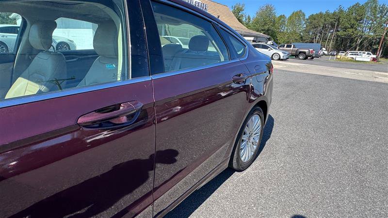 Used 2013 Ford Fusion Energi SE w/ Driver Assist Pkg FWD image 15