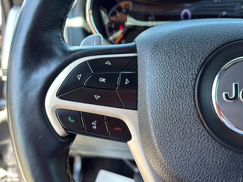 Used 2017 Jeep Grand Cherokee Limited AWD/4WD image 20