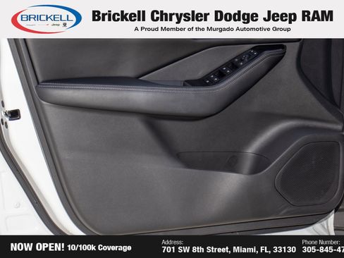 Used 2025 Nissan Rogue SV w/ SV Premium Package image 11