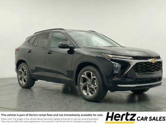 Used 2025 Chevrolet Trax LT video 1