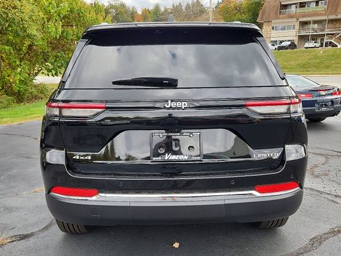 Certified 2025 Jeep Grand Cherokee Limited image 5