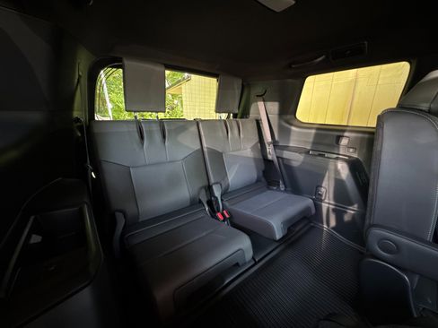 Used 2024 Lexus GX 550 AWD/4WD image 42