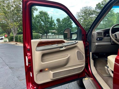 Used 2000 Ford Excursion Limited image 26