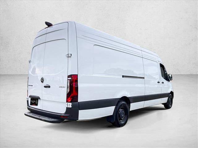 Used 2026 Mercedes-Benz Sprinter 2500 image 5