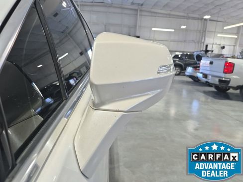 Used 2021 Cadillac XT5 Premium Luxury FWD image 36