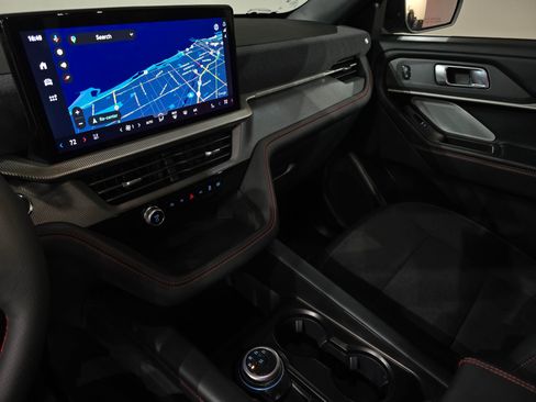 New 2026 Ford Explorer ST image 28