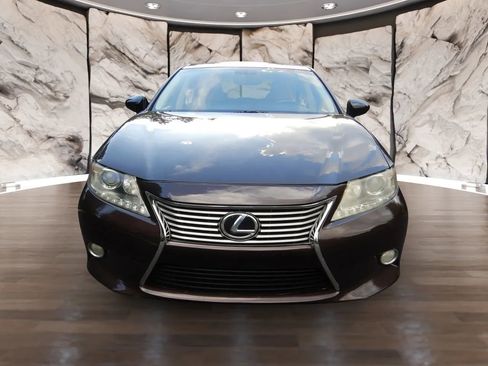 Used 2013 Lexus ES 350 w/ Premium Pkg FWD image 3
