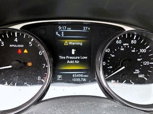 Used 2016 Nissan Rogue SL w/ SL Premium Package image 9