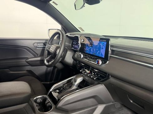 Used 2025 GMC Canyon Elevation RWD image 32