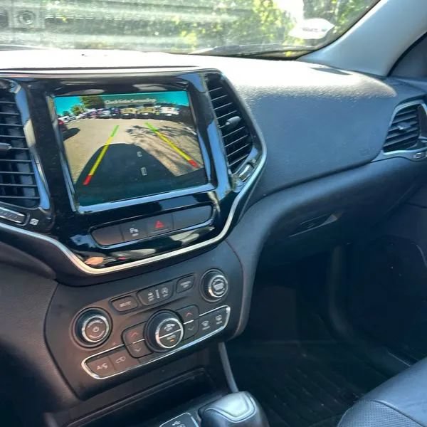 Used 2019 Jeep Cherokee Limited AWD/4WD image 15