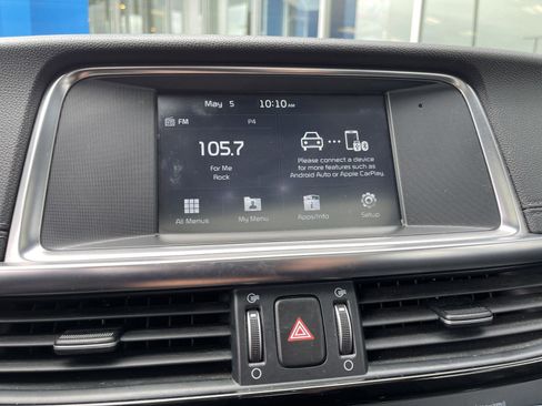 Used 2018 Kia Optima EX w/ Premium Package FWD image 27