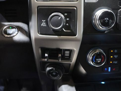 Used 2020 Ford F250 Platinum AWD/4WD image 34