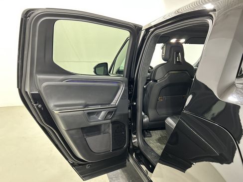 Used 2024 Rivian R1T Adventure Dual AWD/4WD image 17
