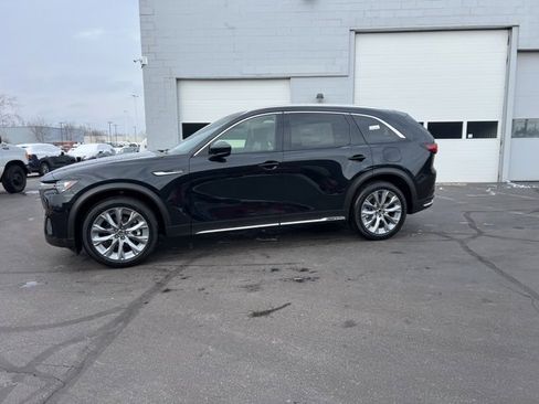 New 2026 MAZDA CX-90 3.3 Turbo w/ Premium Plus Pkg image 17
