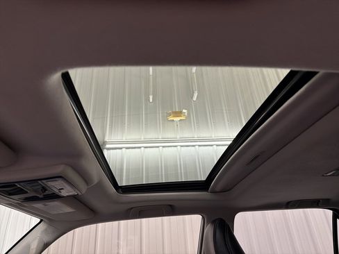 Used 2018 Toyota 4Runner SR5 Premium image 13