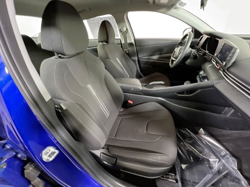 Used 2023 Hyundai Elantra SEL w/ Cargo Package image 25