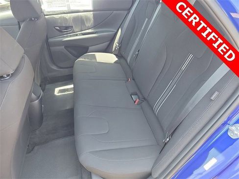 Used 2025 Hyundai Elantra Sport image 17