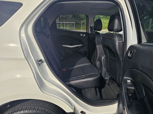 Used 2022 Ford EcoSport Titanium image 16