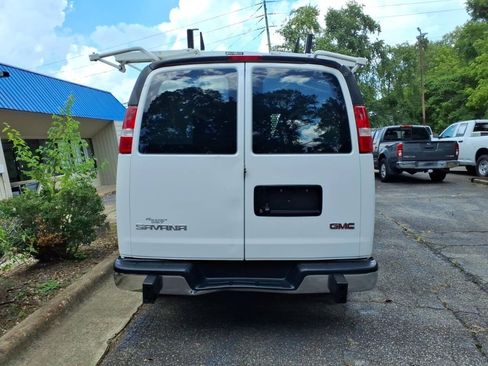 Used 2020 GMC Savana 2500 w/ Driver Convenience Package RWD image 15