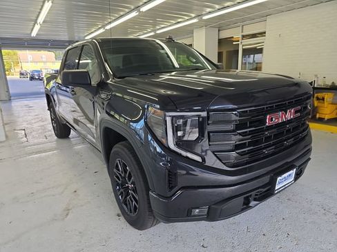 New 2026 GMC Sierra 1500 Elevation image 7