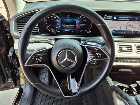 Used 2024 Mercedes-Benz GLE 350 4MATIC image 19