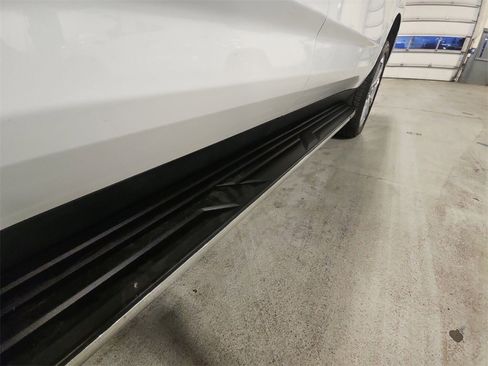 Certified 2024 Chevrolet Suburban High Country w/ Advanced Technology Package image 36