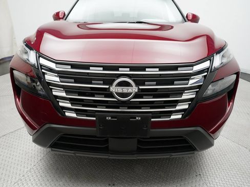 Certified 2024 Nissan Rogue SV image 22