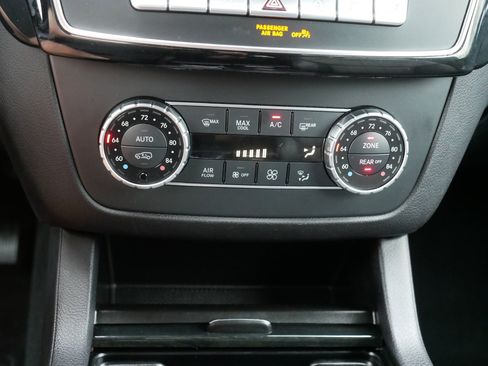 Used 2018 Mercedes-Benz GLS 450 4MATIC image 23