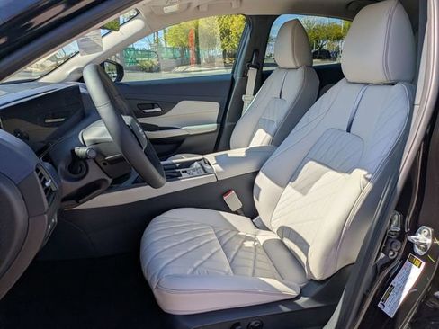 New 2026 Nissan Sentra SL w/ Floor Mat Package FWD image 6