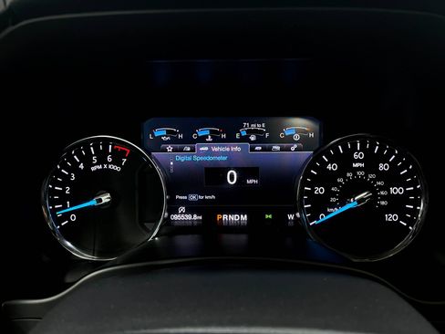 Used 2019 Ford Expedition Max Platinum AWD/4WD image 23