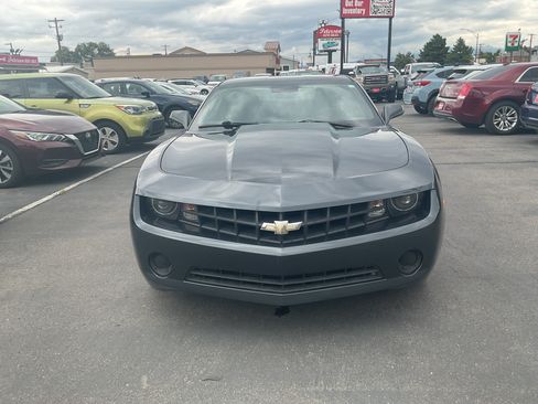 Used 2013 Chevrolet Camaro LS RWD image 3